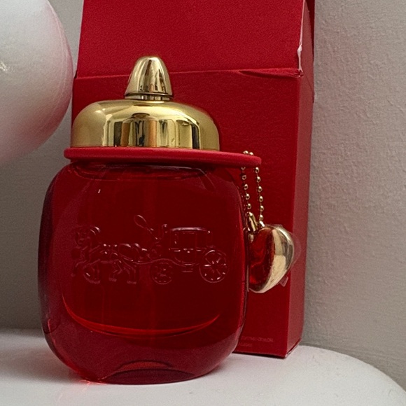 Coach Love Eau de Parfum in Red Box - Picture 2 of 2